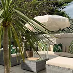 Kira Beach Apartment, Hove Beach